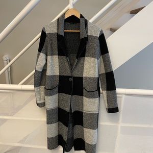 DYNAMITE Black & Grey Plaid Duster Jacket - Size Small